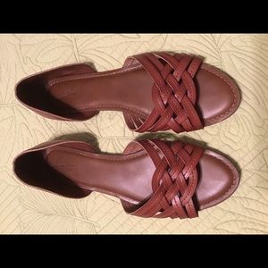 Universal Threads Leather Sandals 11